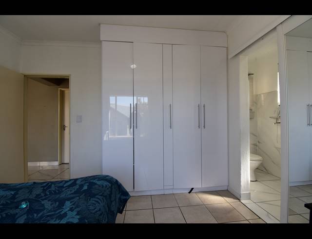 2 BEDROOM APARTMENT FOR SALE IN NORTHGATE
